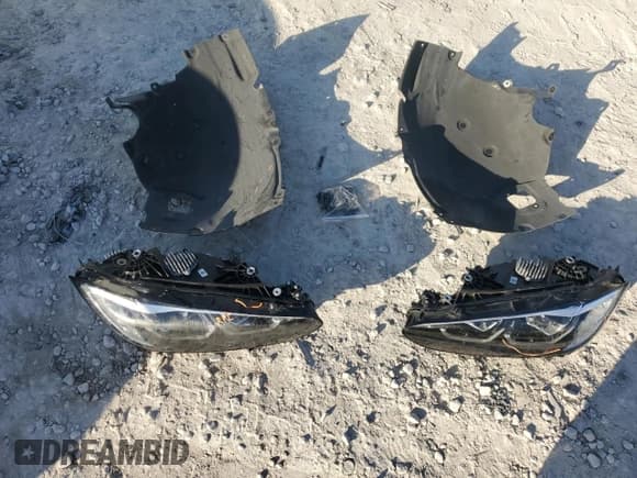 ✅ 2021 BMW 4 Series 430i • VIN: WBA53AP03MCG66105 • Lot: 88971625. Wystawiony na Copart z przebiegiem 69 236 mil. Bezpłatny archiwum sprzedaży aukcyjnych z USA i szczegółowy raport historii pojazdu na DreamBid. Zdjęcie 12.