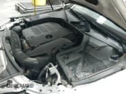 ✅ 2019 Mercedes-Benz C 300 • VIN: 55SWF8DB8KU296164 • Lot: 43369087. Wystawiony na IAAI z przebiegiem 110 611 mil. Bezpłatny archiwum sprzedaży aukcyjnych z USA i szczegółowy raport historii pojazdu na DreamBid. Zdjęcie 19.