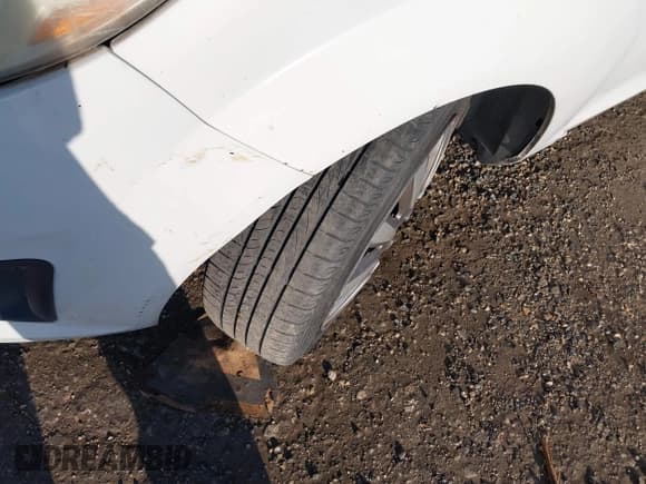 ✅ 2012 Ford Fiesta S • VIN: 3FADP4AJ9CM131897 • Lot: 43694364. Wystawiony na IAAI z przebiegiem 217 003 mil. Bezpłatny archiwum sprzedaży aukcyjnych z USA i szczegółowy raport historii pojazdu na DreamBid. Zdjęcie 15.