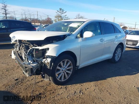 ✅ 2011 Toyota Venza • VIN: 4T3BA3BB0BU026067 • Lot: 43712376. Listed on IAAI with 94,459 mi. Free auction sales archive from the USA and detailed vehicle history report at DreamBid. Image 2.