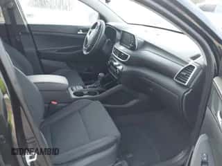 ✅ 2019 Hyundai Tucson Value • VIN: KM8J3CA45KU989161 • Лот: 43268929. Размещён на IAAI с пробегом 84 309 миль миль. Получите бесплатный доступ к архиву аукционных продаж из США и посмотрите подробный отчёт об истории автомобиля на DreamBid. Изображение 5.