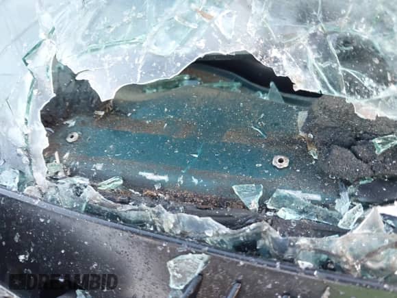 ✅ 1995 GMC Sierra 1500 • VIN: 2GTEC19K3S1521292 • Лот: 43240150. Размещён на IAAI с пробегом 251 392 миль миль. Получите бесплатный доступ к архиву аукционных продаж из США и посмотрите подробный отчёт об истории автомобиля на DreamBid. Изображение 9.