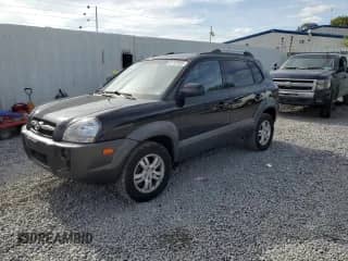 2008 Hyundai Tucson SE с VIN KM8JN12D58U881497, выставлен на аукционе Copart как лот 81187095 с пробегом 94 166 миль миль и Списание • Salvage title. История ставок и продаж доступна на DreamBid. Изображение 1.