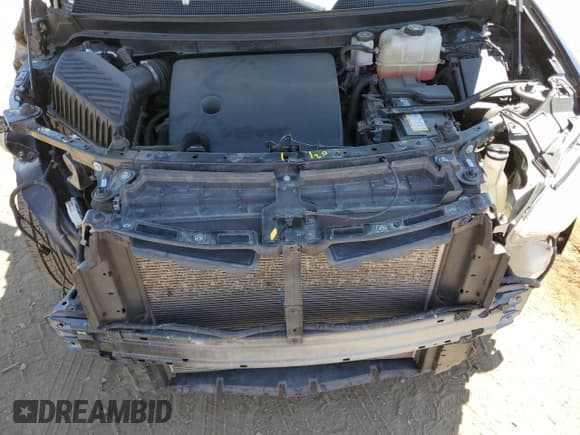 ✅ 2020 Chevrolet Traverse LT Cloth • VIN: 1GNERGKW9LJ299936 • Lot: 67140404. Wystawiony na Copart z przebiegiem 77 034 mil. Bezpłatny archiwum sprzedaży aukcyjnych z USA i szczegółowy raport historii pojazdu na DreamBid. Zdjęcie 11.