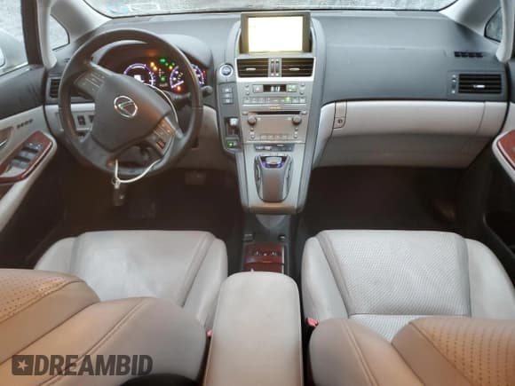 ✅ 2010 Lexus HS 250h Premium • VIN: JTHBB1BA0A2006027 • Lot: 92162615. Listed on Copart with 163,234 mi. Free auction sales archive from the USA and detailed vehicle history report at DreamBid. Image 8.