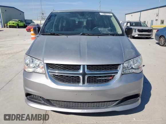 ✅ 2018 Dodge Grand Caravan SE • VIN: 2C4RDGBG6JR308439 • Lot: 80713085. Wystawiony na Copart z przebiegiem 81 793 mil. Bezpłatny archiwum sprzedaży aukcyjnych z USA i szczegółowy raport historii pojazdu na DreamBid. Zdjęcie 5.