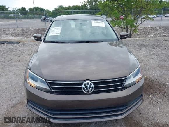 ✅ 2015 Volkswagen Jetta SE • VIN: 3VWD07AJXFM289988 • Лот: 42322842. Опубликован ранее на IAAI с пробегом 131 998 миль. Бесплатный доступ к архиву аукционных продаж из США и подробный отчёт об истории автомобиля на DreamBid. Изображение 13.