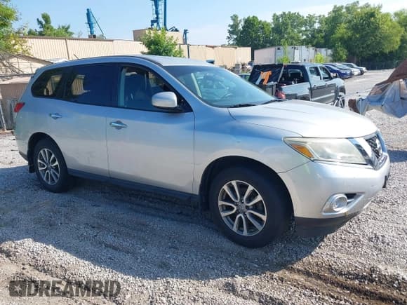 ✅ 2013 Nissan Pathfinder SL • VIN: 5N1AR2MM1DC662320 • Лот: 42828748. Опубликован ранее на IAAI с пробегом Не указан. Бесплатный доступ к архиву аукционных продаж из США и подробный отчёт об истории автомобиля на DreamBid. Изображение 1.