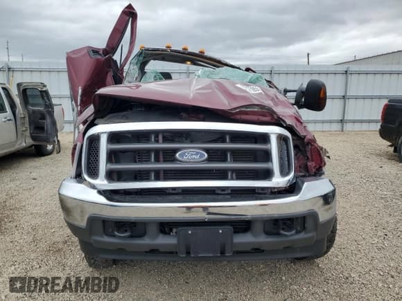 ✅ 2004 Ford F-250 XL • VIN: 1FTNF21P74EA61852 • Lot: 87275955. Wystawiony na Copart z przebiegiem 63 670 mil. Bezpłatny archiwum sprzedaży aukcyjnych z USA i szczegółowy raport historii pojazdu na DreamBid. Zdjęcie 5.