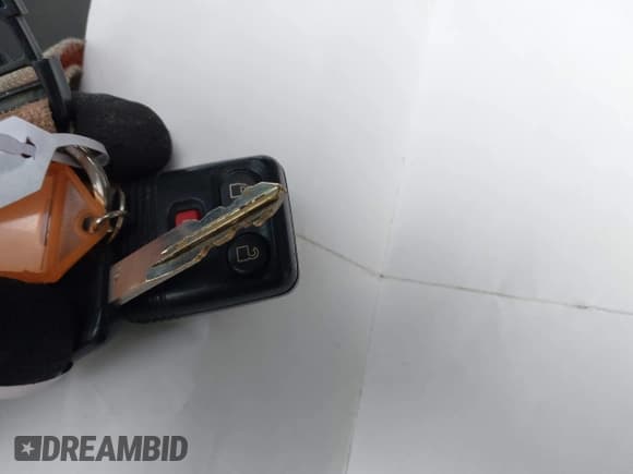 ✅ 2014 Ford Econoline Passenger XL • VIN: 1FBNE3BL7EDA67487 • Lot: 43890071. Wystawiony na IAAI z przebiegiem 166 361 mil. Bezpłatny archiwum sprzedaży aukcyjnych z USA i szczegółowy raport historii pojazdu na DreamBid. Zdjęcie 6.