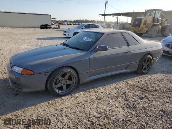 ✅ 1992 Nissan Skyline • VIN: HNR32035831 • Lot: 74228974. Wystawiony na Copart z przebiegiem 49 082 mil. Bezpłatny archiwum sprzedaży aukcyjnych z USA i szczegółowy raport historii pojazdu na DreamBid. Zdjęcie 2.