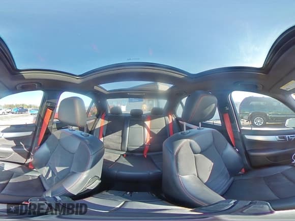 ✅ 2014 Mercedes-Benz C 300 Sport • VIN: WDDGF8AB7ER310960 • Лот: 86628545. Опубликован ранее на Copart с пробегом 118 301 миль. Бесплатный доступ к архиву аукционных продаж из США и подробный отчёт об истории автомобиля на DreamBid. Изображение 14.