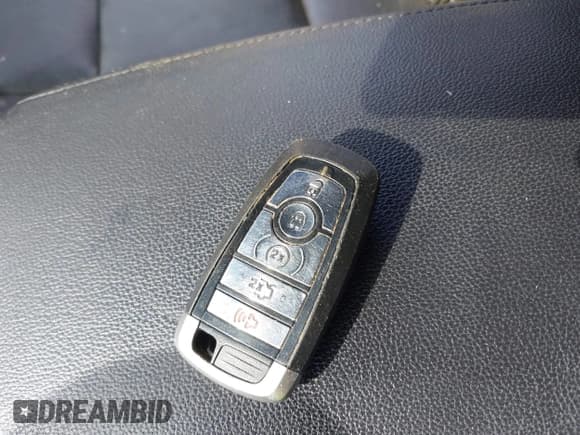 ✅ 2018 Ford Explorer XLT • VIN: 1FM5K8DH3JGC89264 • Lot: 42165642. Wystawiony na IAAI z przebiegiem 91 454 mil. Bezpłatny archiwum sprzedaży aukcyjnych z USA i szczegółowy raport historii pojazdu na DreamBid. Zdjęcie 11.