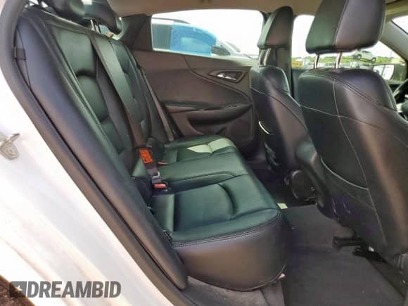 2019 Chevrolet Malibu LS z VIN 1G1ZB5ST9KF210983, wystawiony jako Copart lot #84057805 z przebiegiem 114 806 mil mil oraz Szkoda całkowita • Salvage title. Historia ofert i sprzedaży dostępna na DreamBid. Obrazek 10.