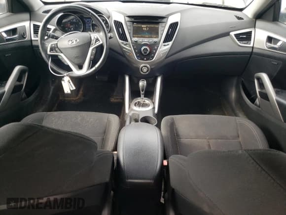 ✅ 2013 Hyundai Veloster w/Black Int • VIN: KMHTC6AD6DU153825 • Lot: 42440845. Wystawiony na Copart z przebiegiem 116 202 mil. Bezpłatny archiwum sprzedaży aukcyjnych z USA i szczegółowy raport historii pojazdu na DreamBid. Zdjęcie 8.