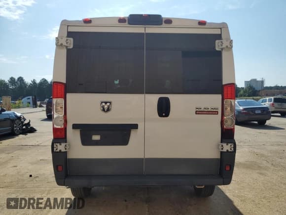 ✅ 2018 Ram ProMaster Cargo • VIN: 3C6TRVAG9JE153245 • Lot: 63442515. Wystawiony na Copart z przebiegiem Nie podano. Bezpłatny archiwum sprzedaży aukcyjnych z USA i szczegółowy raport historii pojazdu na DreamBid. Zdjęcie 6.