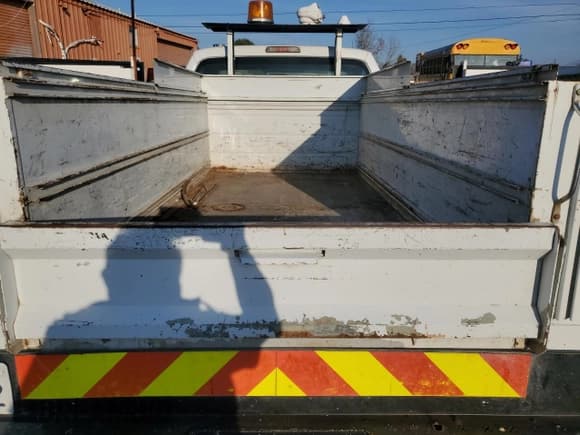 ✅ 2009 Ford F-350 • VIN: 1FDSF35Y09EA28559 • Lot: 46717995. Listed on Copart with 235,706 mi. Free auction sales archive from the USA and detailed vehicle history report at DreamBid. Image 6.