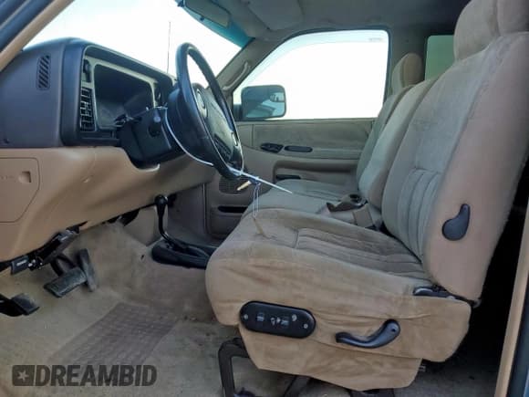 ✅ 1997 Dodge 2500 • VIN: 3B7KF23D1VM504434 • Lot: 82277865. Listed on Copart with 200,448 mi. Free auction sales archive from the USA and detailed vehicle history report at DreamBid. Image 7.