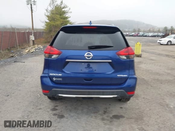 ✅ 2018 Nissan Rogue SV • VIN: JN8AT2MV4JW353227 • Lot: 43662115. Wystawiony na IAAI z przebiegiem 162 227 mil. Bezpłatny archiwum sprzedaży aukcyjnych z USA i szczegółowy raport historii pojazdu na DreamBid. Zdjęcie 16.