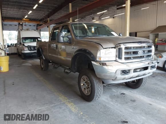 ✅ 2004 Ford F-350 XL • VIN: 1FTSW31P94EA91024 • Lot: 43226286. Wystawiony na IAAI z przebiegiem Nie podano. Bezpłatny archiwum sprzedaży aukcyjnych z USA i szczegółowy raport historii pojazdu na DreamBid. Zdjęcie 1.