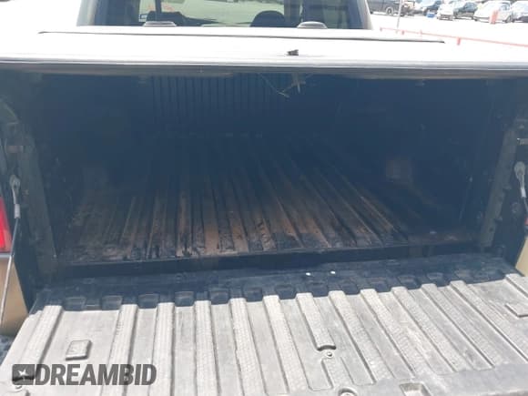 ✅ 2001 Ford Explorer Sport Trac • VIN: 1FMZU67E61UB92823 • Lot: 42513900. Wystawiony na IAAI z przebiegiem 186 525 mil. Bezpłatny archiwum sprzedaży aukcyjnych z USA i szczegółowy raport historii pojazdu na DreamBid. Zdjęcie 12.