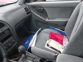 ✅ 2004 Hyundai Elantra GLS • VIN: KMHDN46D64U868602 • Lot: 40232839. Wystawiony na IAAI z przebiegiem 48 064 mil. Bezpłatny archiwum sprzedaży aukcyjnych z USA i szczegółowy raport historii pojazdu na DreamBid. Zdjęcie 5.