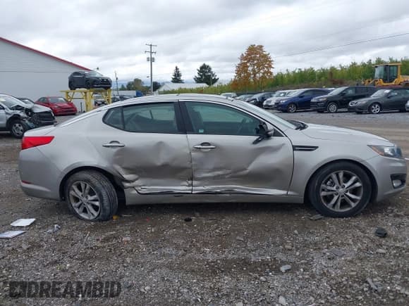 ✅ 2013 Kia Optima EX • VIN: 5XXGN4A7XDG244715 • Lot: 43435241. Wystawiony na IAAI z przebiegiem 143 757 mil. Bezpłatny archiwum sprzedaży aukcyjnych z USA i szczegółowy raport historii pojazdu na DreamBid. Zdjęcie 13.