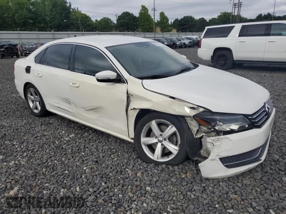 ✅ 2014 Volkswagen Passat S • VIN: 1VWAS7A33EC060065 • Lot: 66034935. Listed on Copart with 108,300 mi. Free auction sales archive from the USA and detailed vehicle history report at DreamBid. Image 4.