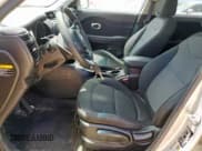 ✅ 2017 Kia Soul + • VIN: KNDJP3A5XH7496150 • Лот: 66233235. Опубликован ранее на Copart с пробегом 122 832 миль. Бесплатный доступ к архиву аукционных продаж из США и подробный отчёт об истории автомобиля на DreamBid. Изображение 7.