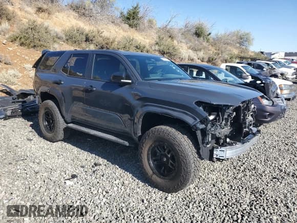 ✅ 2025 Toyota 4Runner SR5 • VIN: JTEVA5BR9S5020924 • Lot: 70375965. Listed on Copart with 2,939 mi. Free auction sales archive from the USA and detailed vehicle history report at DreamBid. Image 4.