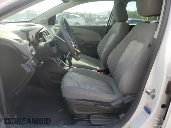 ✅ 2015 Chevrolet Sonic LS • VIN: 1G1JA6SH5F4103626 • Lot: 65754305. Listed on Copart with 35,686 mi. Free auction sales archive from the USA and detailed vehicle history report at DreamBid. Image 7.