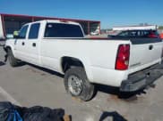 ✅ 2005 Chevrolet Silverado 2500HD LS • VIN: 1GCHK23225F829520 • Lot: 43518276. Wystawiony na IAAI z przebiegiem 276 568 mil. Bezpłatny archiwum sprzedaży aukcyjnych z USA i szczegółowy raport historii pojazdu na DreamBid. Zdjęcie 3.