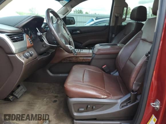 2015 Chevrolet Tahoe LTZ z VIN 1GNSKCKC4FR277564, wystawiony jako Copart lot #60589335 z przebiegiem Nie podano mil oraz Szkoda całkowita • Salvage title. Historia ofert i sprzedaży dostępna na DreamBid. Obrazek 7.