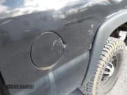 ✅ 2005 Chevrolet Silverado 2500HD LS • VIN: 1GCHK23U35F826160 • Lot: 41752747. Wystawiony na IAAI z przebiegiem 204 627 mil. Bezpłatny archiwum sprzedaży aukcyjnych z USA i szczegółowy raport historii pojazdu na DreamBid. Zdjęcie 17.