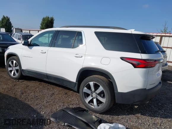 ✅ 2022 Chevrolet Traverse LT • VIN: 1GNERHKW1NJ126565 • Лот: 43231859. Опубликован ранее на IAAI с пробегом 55 091 миль. Бесплатный доступ к архиву аукционных продаж из США и подробный отчёт об истории автомобиля на DreamBid. Изображение 3.