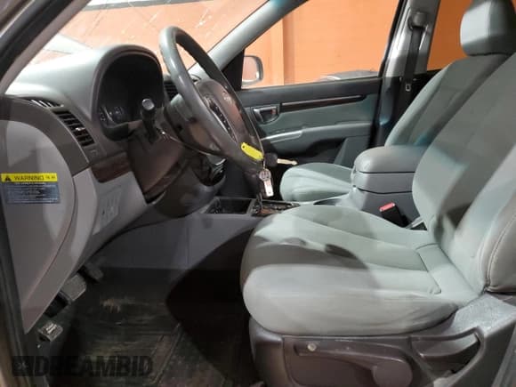 ✅ 2012 Hyundai Santa Fe GLS • VIN: 5XYZGDAB2CG164617 • Lot: 84761684. Listed on Copart with 226,387 mi. Free auction sales archive from the USA and detailed vehicle history report at DreamBid. Image 7.