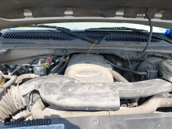 ✅ 2003 Chevrolet Suburban LS • VIN: 3GNFK16Z83G112293 • Лот: 43072944. Опубликован ранее на IAAI с пробегом Не указан. Бесплатный доступ к архиву аукционных продаж из США и подробный отчёт об истории автомобиля на DreamBid. Изображение 10.