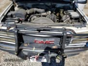 ✅ 1997 GMC Yukon • VIN: 1GKEK13R0VJ747359 • Lot: 48301095. Listed on Copart with 272,417 mi. Free auction sales archive from the USA and detailed vehicle history report at DreamBid. Image 12.