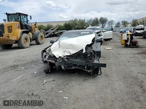 ✅ 1998 Lexus GS 300 • VIN: JT8BD68S7W0014135 • Лот: 63712405. Опубликован ранее на Copart с пробегом 190 172 миль. Бесплатный доступ к архиву аукционных продаж из США и подробный отчёт об истории автомобиля на DreamBid. Изображение 14.