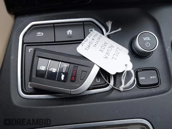 ✅ 2022 Acura MDX • VIN: 5J8YE1H33NL002776 • Lot: 41818439. Listed on IAAI with 38,399 mi. Free auction sales archive from the USA and detailed vehicle history report at DreamBid. Image 11.