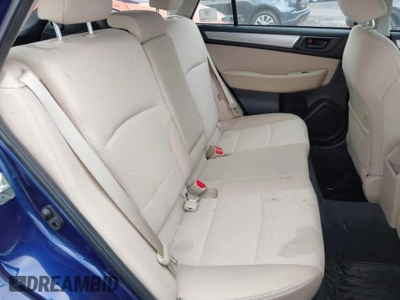 ✅ 2016 Subaru Outback 2.5i • VIN: 4S4BSAAC4G3226855 • Lot: 43806406. Wystawiony na IAAI z przebiegiem 140 103 mil. Bezpłatny archiwum sprzedaży aukcyjnych z USA i szczegółowy raport historii pojazdu na DreamBid. Zdjęcie 8.