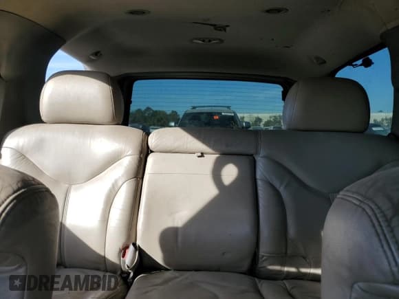 ✅ 2000 GMC Yukon SLE • VIN: 1GKEK13T2YJ130870 • Lot: 82887054. Wystawiony na Copart z przebiegiem 310 765 mil. Bezpłatny archiwum sprzedaży aukcyjnych z USA i szczegółowy raport historii pojazdu na DreamBid. Zdjęcie 10.