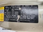 ✅ 2009 Kia Sedona EX • VIN: KNDMB233196314229 • Лот: 83807975. Опубликован ранее на Copart с пробегом 134 916 миль. Бесплатный доступ к архиву аукционных продаж из США и подробный отчёт об истории автомобиля на DreamBid. Изображение 13.