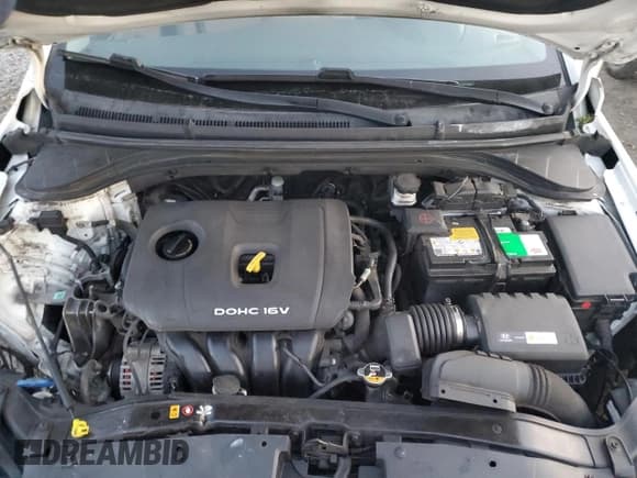 ✅ 2017 Hyundai Elantra Value Edition • VIN: 5NPD84LF1HH018779 • Лот: 92126325. Опубликован ранее на Copart с пробегом 230 142 миль. Бесплатный доступ к архиву аукционных продаж из США и подробный отчёт об истории автомобиля на DreamBid. Изображение 11.