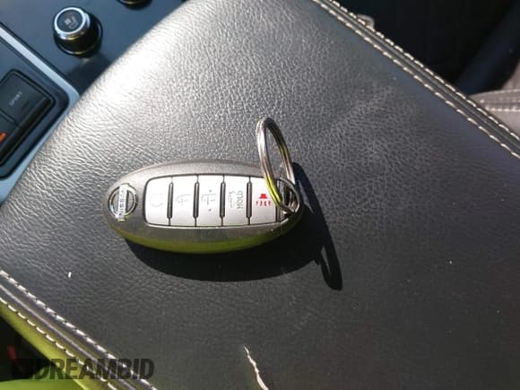 ✅ 2017 Nissan Maxima S • VIN: 1N4AA6AP8HC385405 • Lot: 42112399. Listed on IAAI with 99,286 mi. Free auction sales archive from the USA and detailed vehicle history report at DreamBid. Image 11.