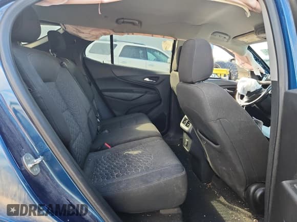 ✅ 2019 Chevrolet Equinox LT • VIN: 3GNAXJEV0KL353572 • Lot: 84040425. Wystawiony na Copart z przebiegiem 116 613 mil. Bezpłatny archiwum sprzedaży aukcyjnych z USA i szczegółowy raport historii pojazdu na DreamBid. Zdjęcie 11.