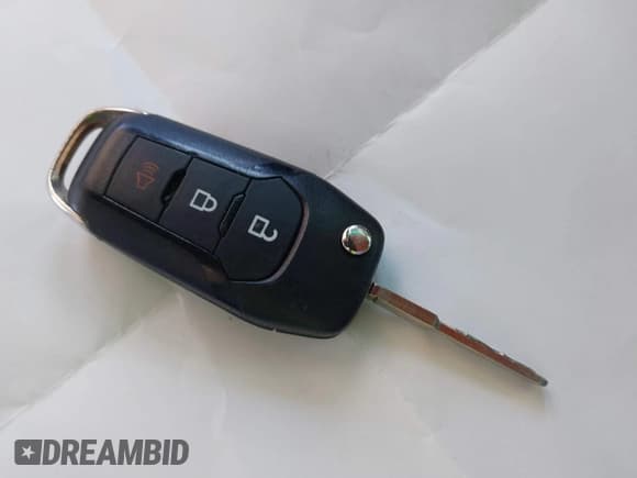 ✅ 2017 Ford Explorer • VIN: 1FM5K8B8XHGB23398 • Lot: 42208171. Wystawiony na IAAI z przebiegiem 106 244 mil. Bezpłatny archiwum sprzedaży aukcyjnych z USA i szczegółowy raport historii pojazdu na DreamBid. Zdjęcie 11.