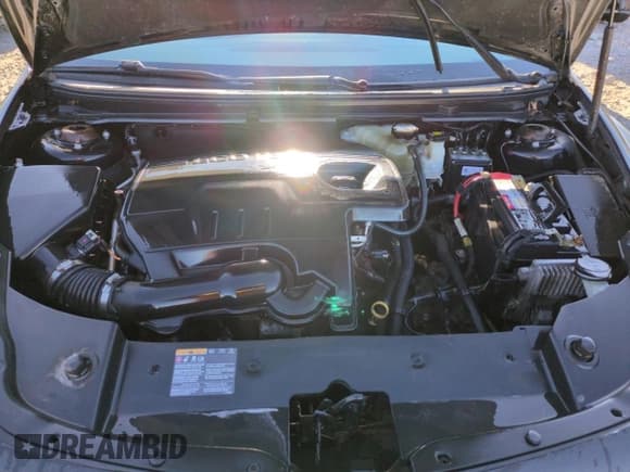 ✅ 2011 Chevrolet Malibu 1LS • VIN: 1G1ZB5E16BF335952 • Lot: 68366575. Listed on Copart with 196,084 mi. Free auction sales archive from the USA and detailed vehicle history report at DreamBid. Image 11.