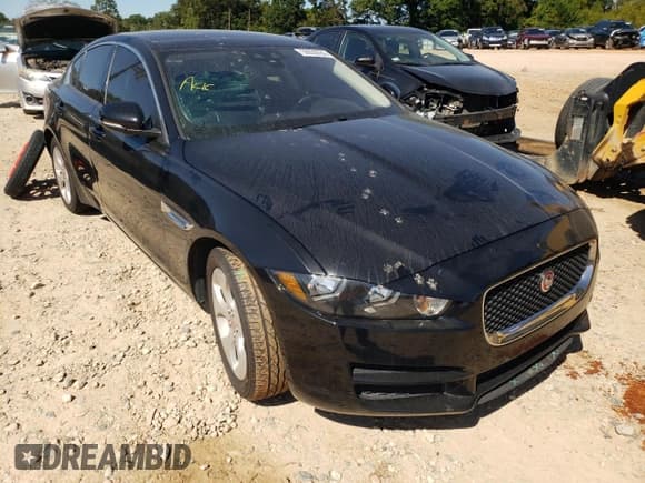 ✅ 2017 Jaguar XE 25t • VIN: SAJAR4BG3HA977684 • Lot: 59930552. Wystawiony na Copart z przebiegiem 59 390 mil. Bezpłatny archiwum sprzedaży aukcyjnych z USA i szczegółowy raport historii pojazdu na DreamBid. Zdjęcie 1.