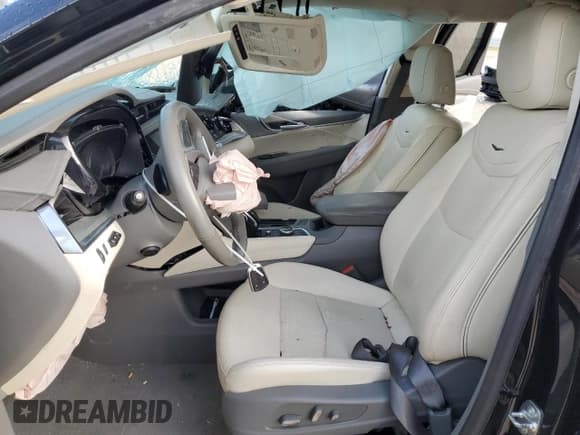 ✅ 2024 Cadillac XT5 FWD Premium Luxury • VIN: 1GYKNCR44RZ757102 • Lot: 82776845. Wystawiony na Copart z przebiegiem 21 895 mil. Bezpłatny archiwum sprzedaży aukcyjnych z USA i szczegółowy raport historii pojazdu na DreamBid. Zdjęcie 7.